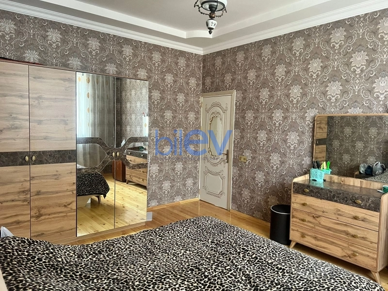 Satış 6 otaqlı Həyət evi  220m², Bakı