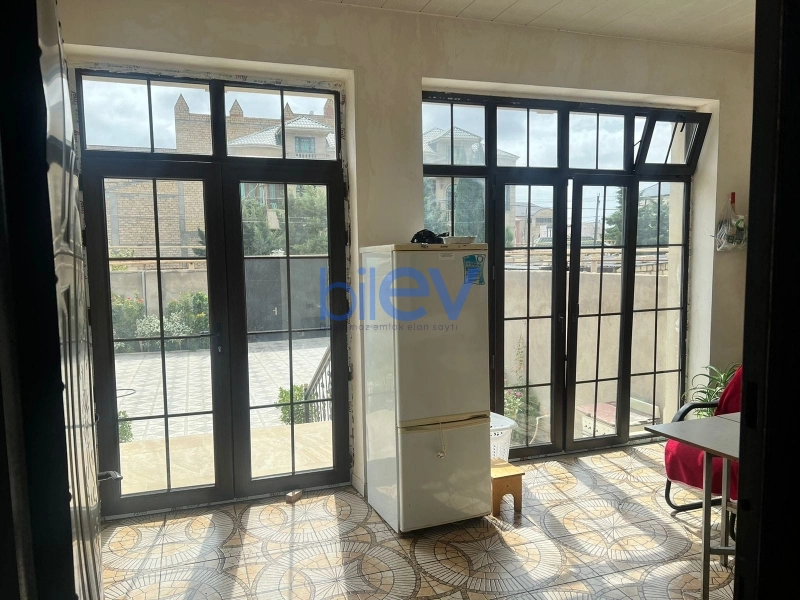 Satış 6 otaqlı Həyət evi  220m², Bakı