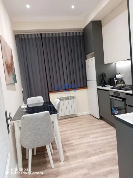 Satış 2 otaqlı Yeni Tikili bina evi  60m², Bakı
