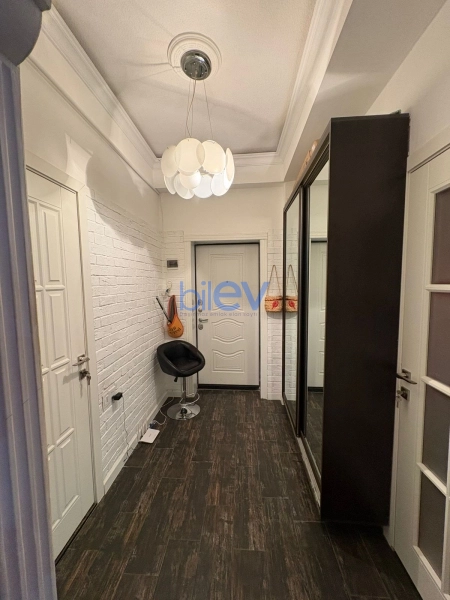 Aylıq Kirayə 2 otaqlı Yeni Tikili bina evi  m², Bakı