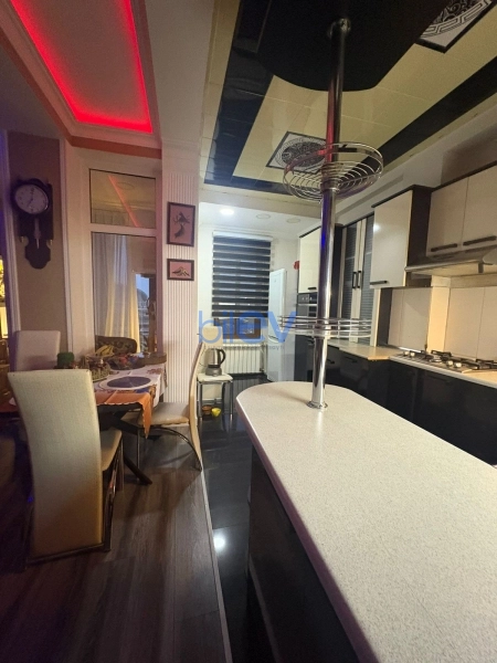 Aylıq Kirayə 2 otaqlı Yeni Tikili bina evi  m², Bakı
