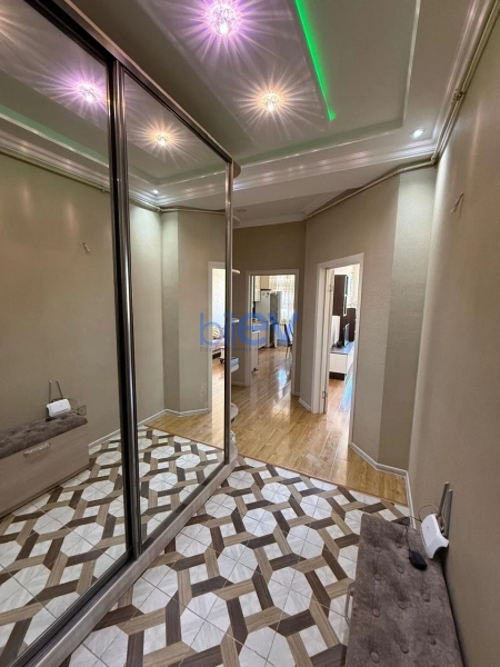 Satış 3 otaqlı Yeni Tikili bina evi  92m², Bakı
