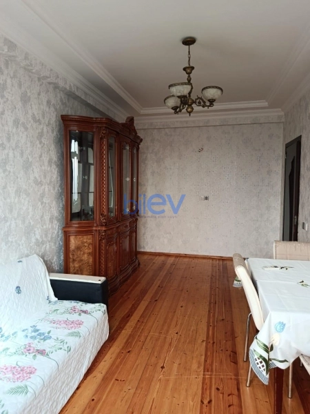 Satış 2 otaqlı Yeni Tikili bina evi  70m², Xırdalan