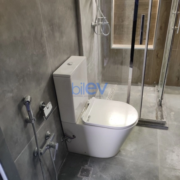 Satış 2 otaqlı Yeni Tikili bina evi  72m², Bakı
