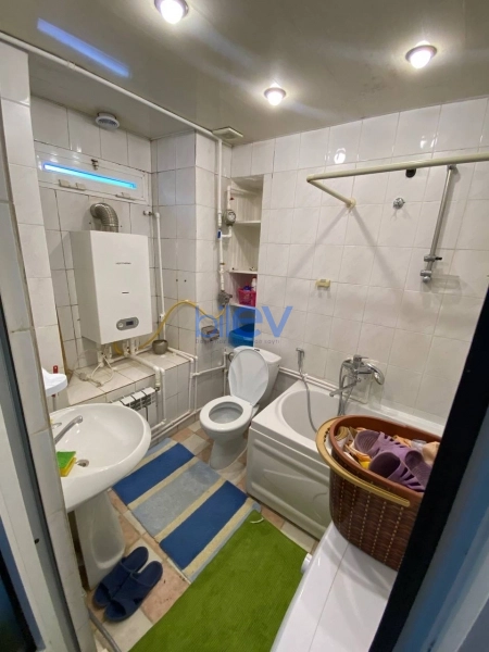Aylıq Kirayə 2 otaqlı Köhnə Tikili bina evi  55m², Bakı