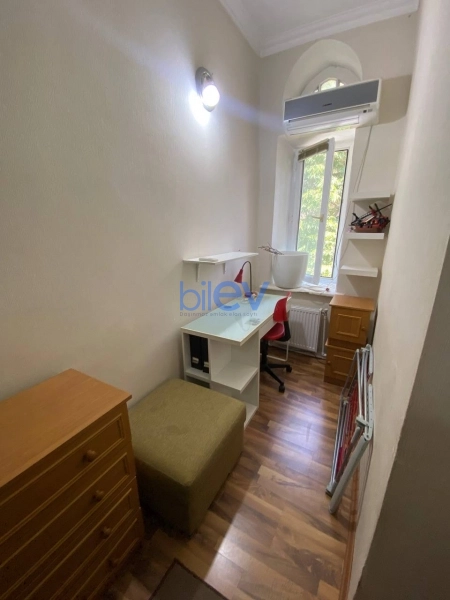 Aylıq Kirayə 2 otaqlı Köhnə Tikili bina evi  55m², Bakı