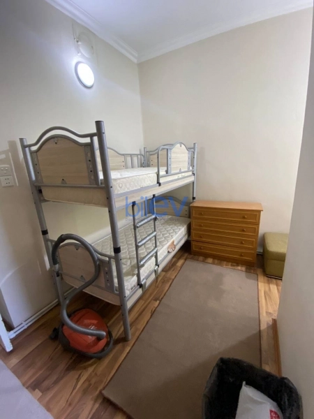 Aylıq Kirayə 2 otaqlı Köhnə Tikili bina evi  55m², Bakı