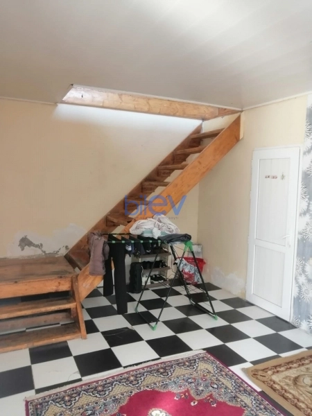 Aylıq Kirayə 3 otaqlı Həyət evi  3000m², Bakı