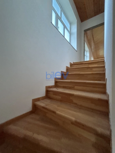 Satış 6 otaqlı Həyət evi  0000m², Astara