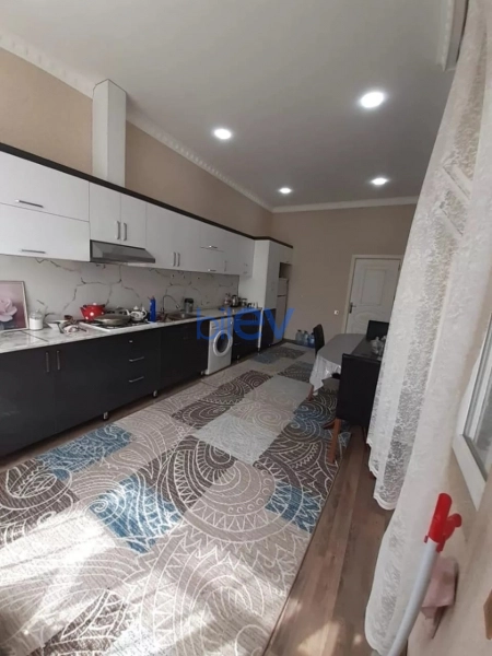 Satış 5 otaqlı Həyət evi  180m², Bakı