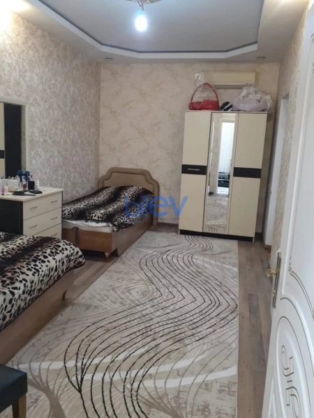 Satış 5 otaqlı Həyət evi  180m², Bakı