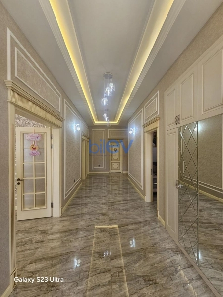 Satış 6 otaqlı Həyət evi  240m², Bakı