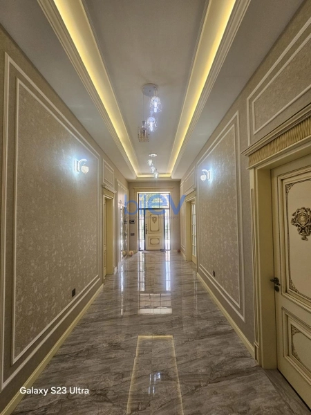 Satış 6 otaqlı Həyət evi  240m², Bakı
