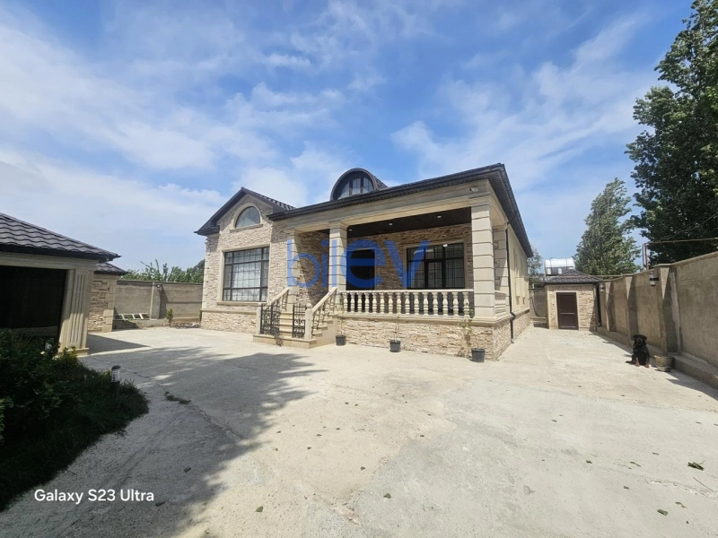 Satış 6 otaqlı Həyət evi  240m², Bakı