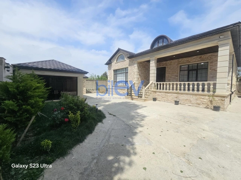 Satış 6 otaqlı Həyət evi  240m², Bakı