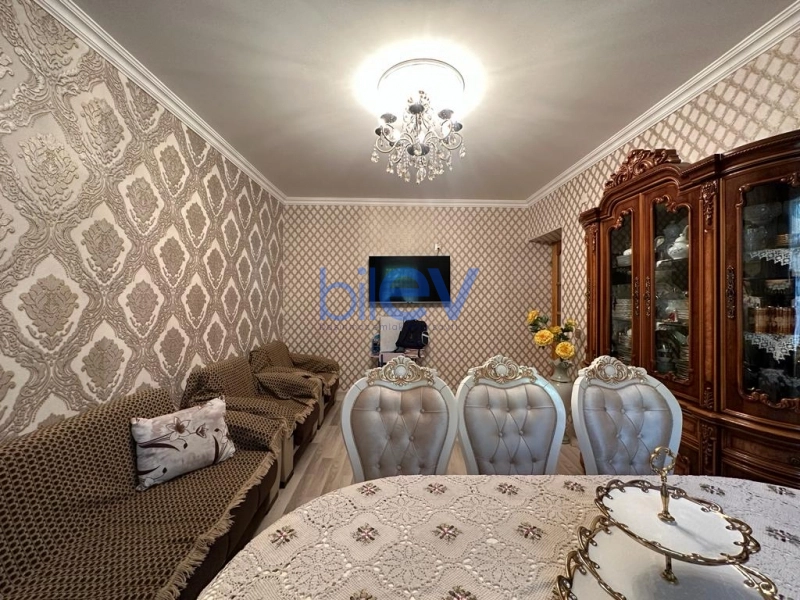 Satış 5 otaqlı Həyət evi  250m², Bakı