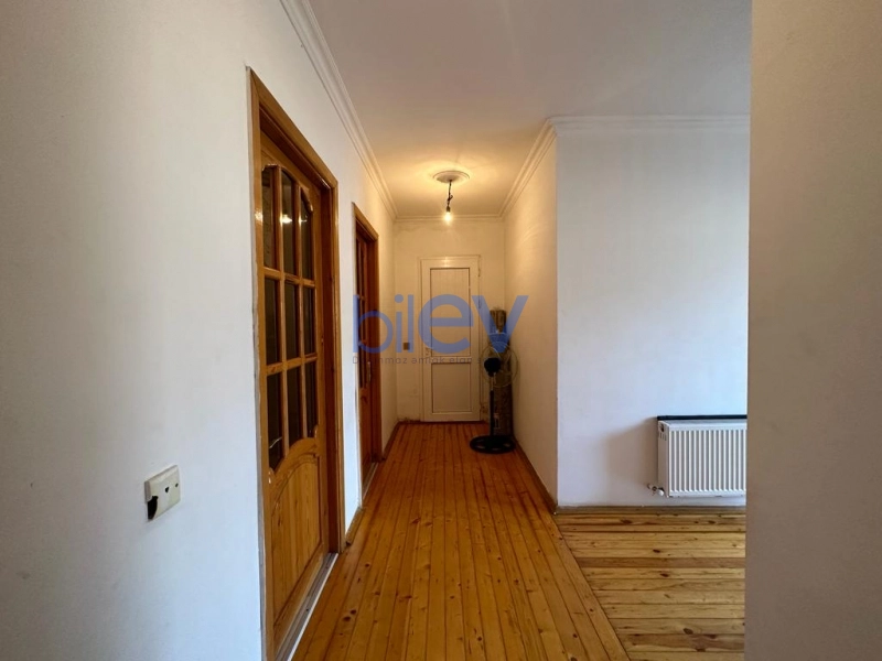 Satış 5 otaqlı Həyət evi  250m², Bakı