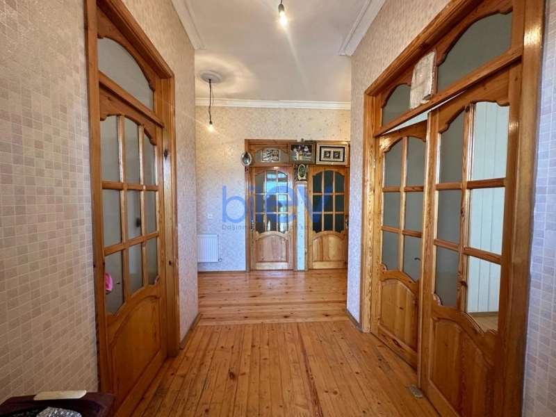 Satış 5 otaqlı Həyət evi  250m², Bakı