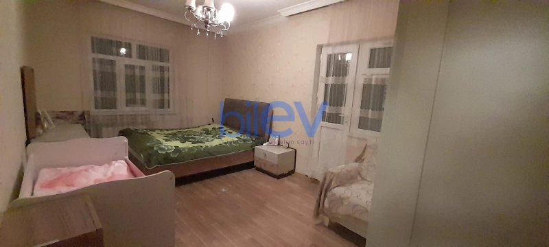 Satış 3 otaqlı Köhnə Tikili bina evi  80m², Bakı