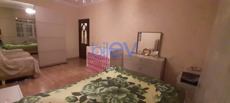 Satış 3 otaqlı Köhnə Tikili bina evi  80m², Bakı