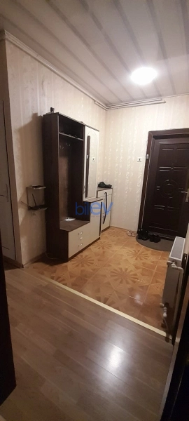 Satış 3 otaqlı Köhnə Tikili bina evi  80m², Bakı