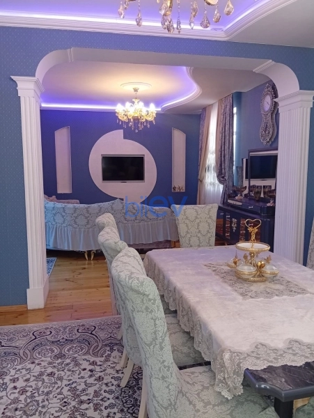 Satış 6 otaqlı Həyət evi  360m², Bakı