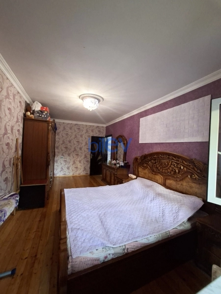 Satış 5 otaqlı Köhnə Tikili bina evi  130m², Bakı