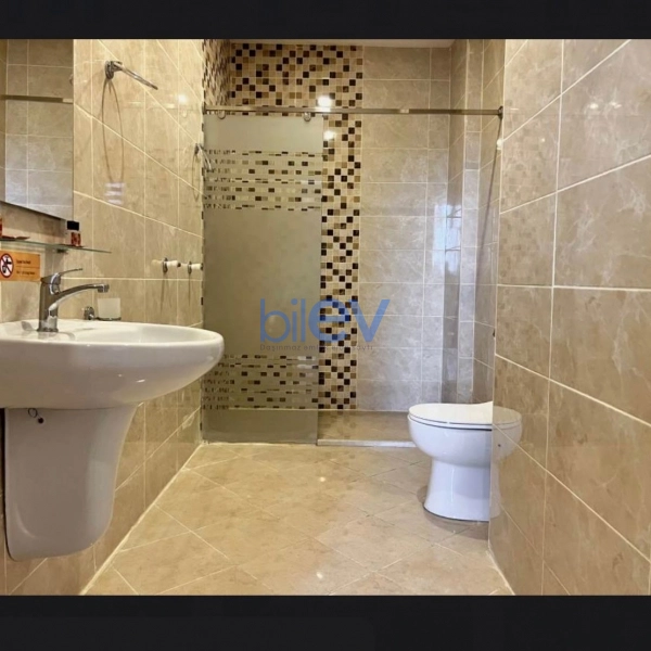 Aylıq Kirayə 4 otaqlı Yeni Tikili bina evi  250m², Bakı