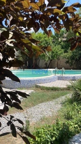 Satış 10 otaqlı Villa  450m², Bakı