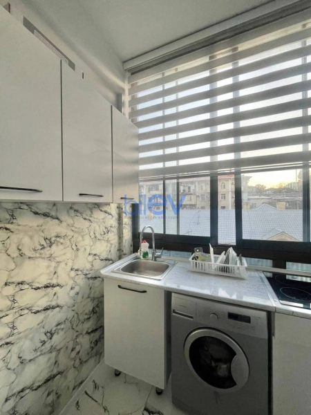 Satış 2 otaqlı Yeni Tikili bina evi  70m², Bakı
