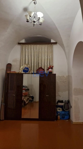 Satış 3 otaqlı Köhnə Tikili bina evi  78m², Bakı