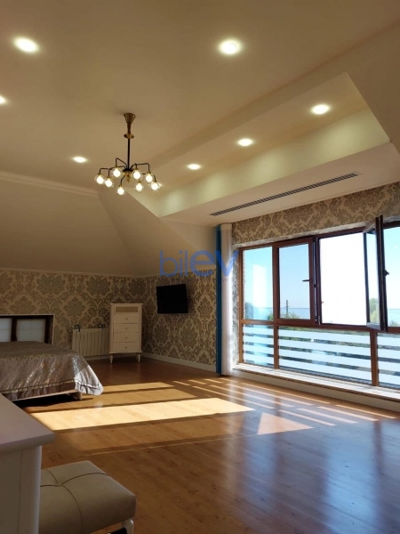 Satış 8 otaqlı Həyət evi  750m², Lənkəran