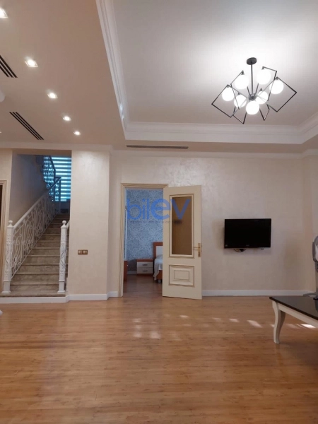 Satış 8 otaqlı Həyət evi  750m², Lənkəran