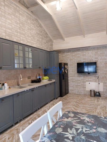 Satış 8 otaqlı Həyət evi  750m², Lənkəran