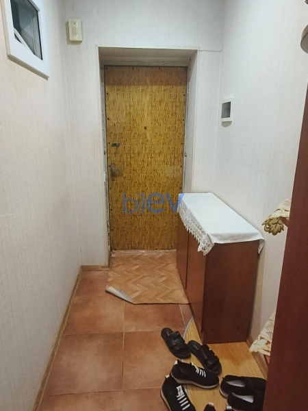 Satış 2 otaqlı Köhnə Tikili bina evi  45m², Bakı