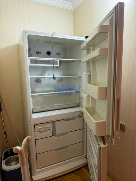Aylıq Kirayə 3 otaqlı Yeni Tikili bina evi  120m², Bakı