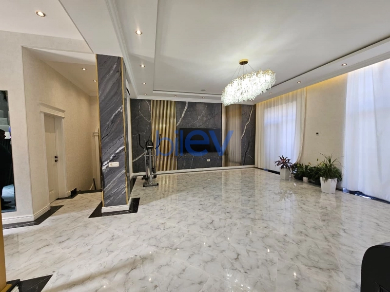 Satış 7 otaqlı Villa  428m², Bakı