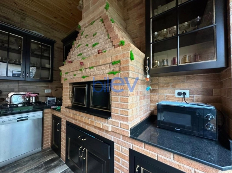 Satış 7 otaqlı Villa  428m², Bakı