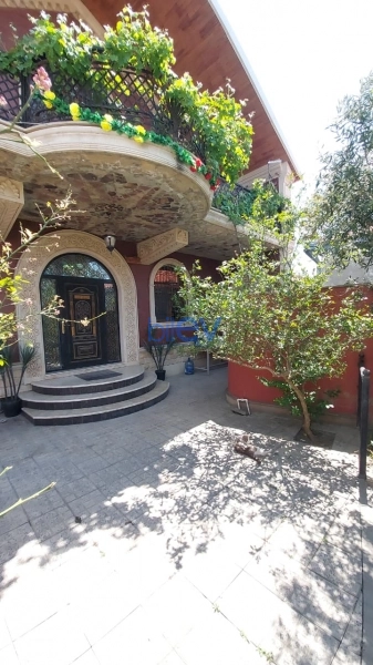 Satış 7 otaqlı Həyət evi  390m², Bakı