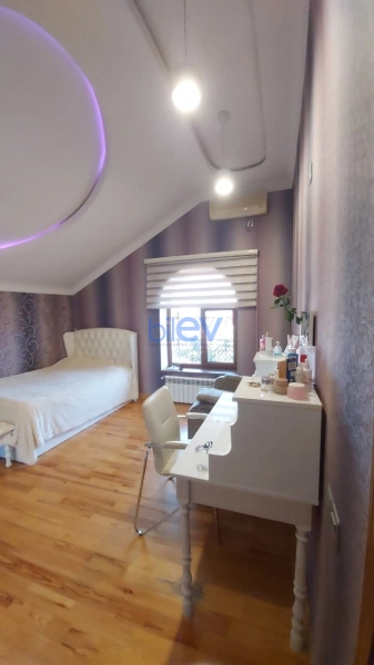 Satış 7 otaqlı Həyət evi  390m², Bakı