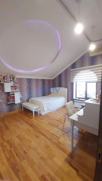 Satış 7 otaqlı Həyət evi  390m², Bakı