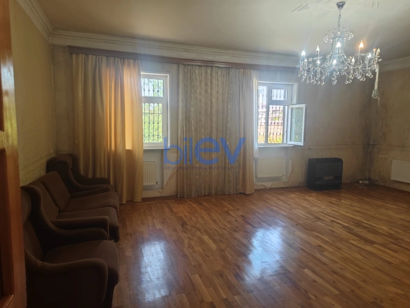 Satış 4 otaqlı Həyət evi  200m², Bakı