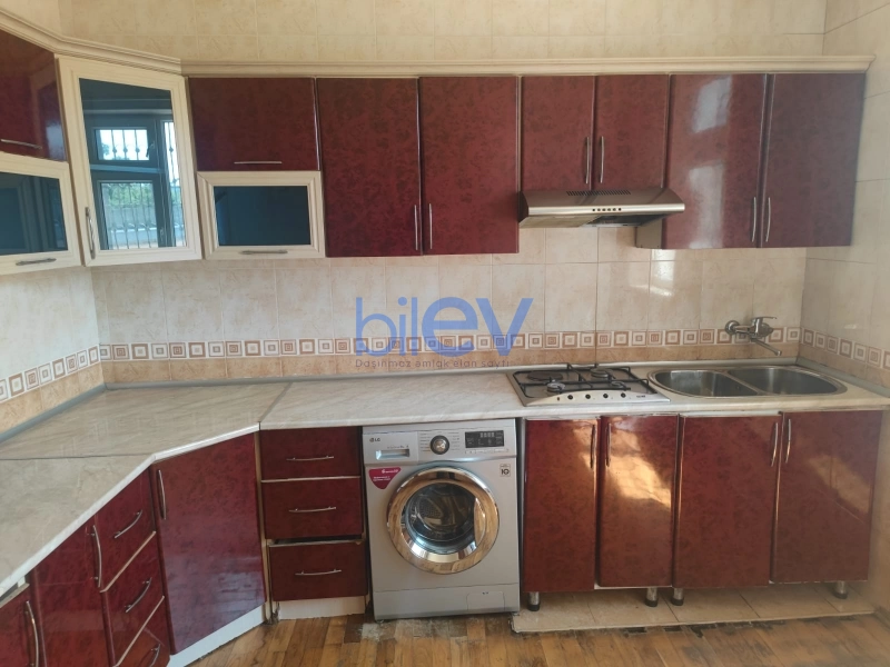 Satış 4 otaqlı Həyət evi  200m², Bakı