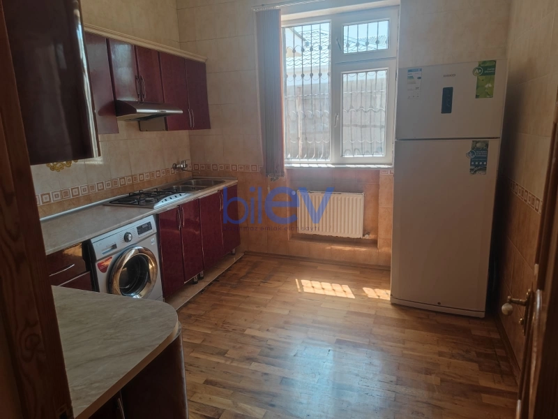 Satış 4 otaqlı Həyət evi  200m², Bakı