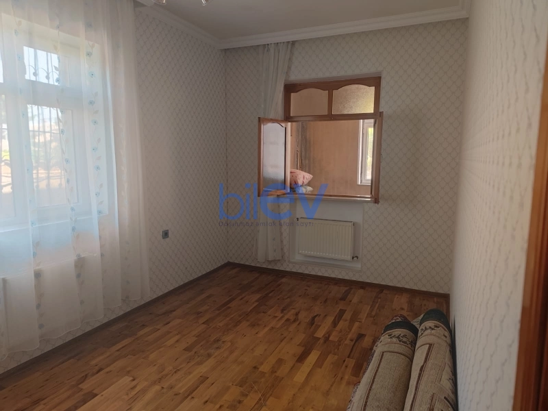 Satış 4 otaqlı Həyət evi  200m², Bakı