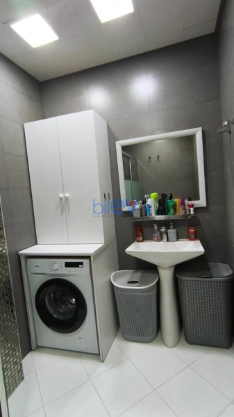 Satış 3 otaqlı Yeni Tikili bina evi  70m², Bakı