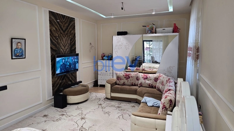 Satış 5 otaqlı Həyət evi  200m², Bakı