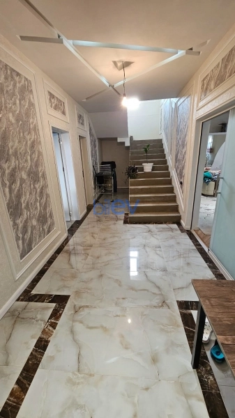 Satış 5 otaqlı Həyət evi  200m², Bakı