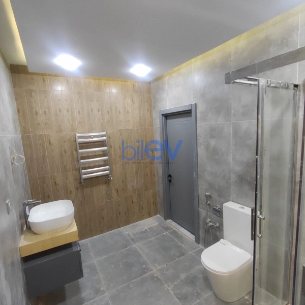 Satış 2 otaqlı Yeni Tikili bina evi  72m², Bakı