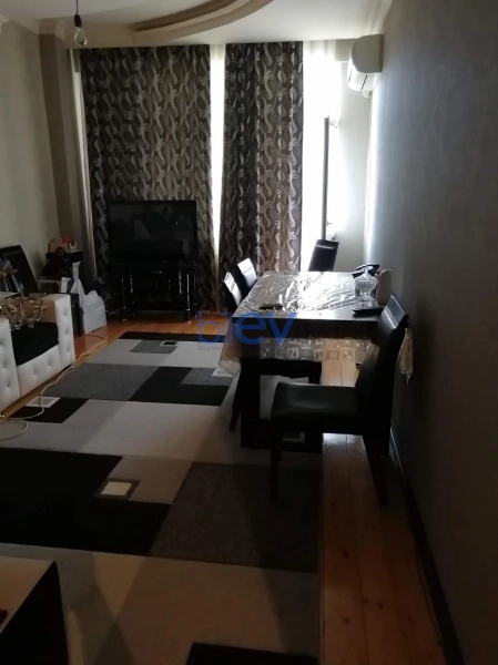 Satış 2 otaqlı Yeni Tikili bina evi  67m², Bakı